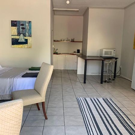 Le Grec Wine Tram Apartment Франсхук Экстерьер фото