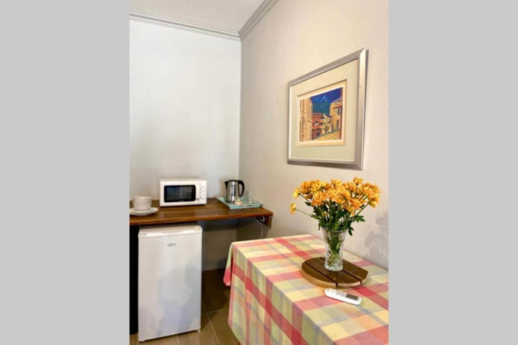 Le Grec Wine Tram Apartment Франсхук Экстерьер фото